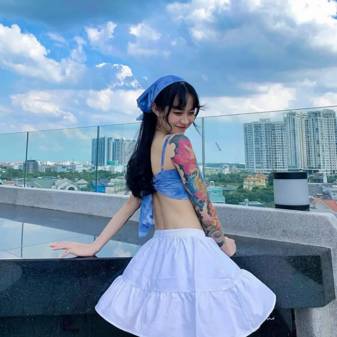 异轨姝途